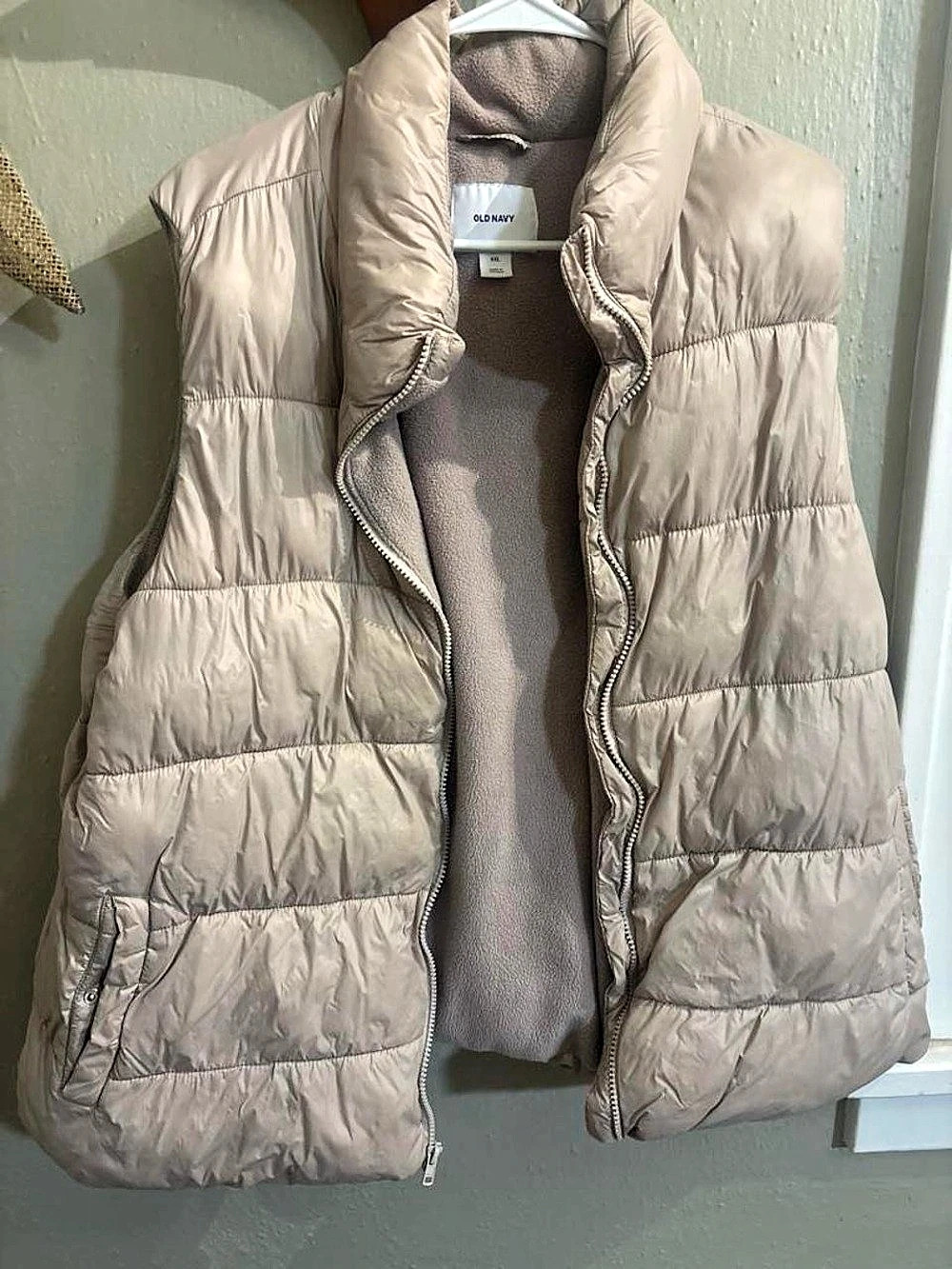 Old Navy Core Puffer Vest Quilted in Pink